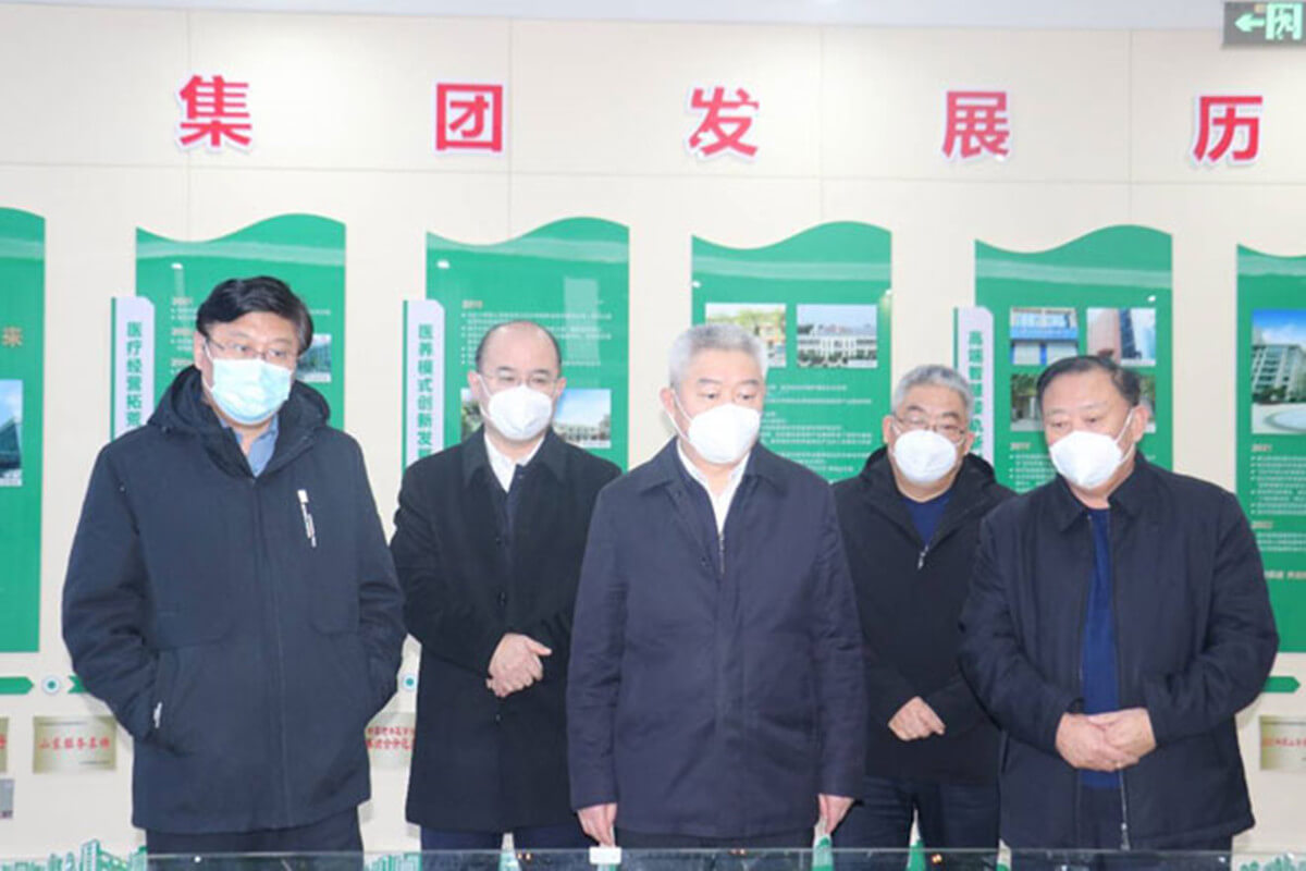 临沂市副市长王映海一行到临沂凯旋医养健康产业集团调研疫情防控等工作
